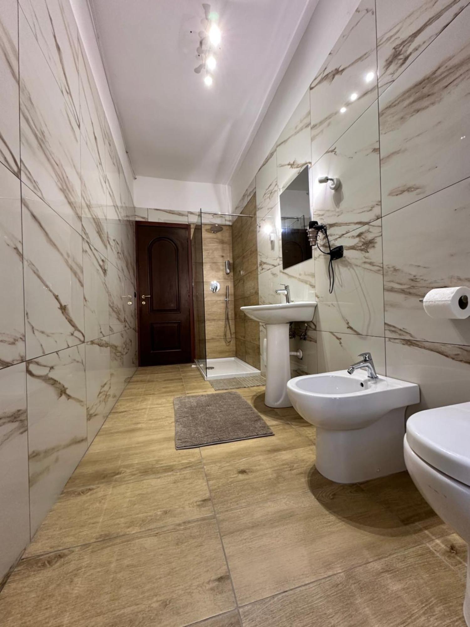 Bed and Breakfast La Via Del Mare Торре-дель-Греко Экстерьер фото