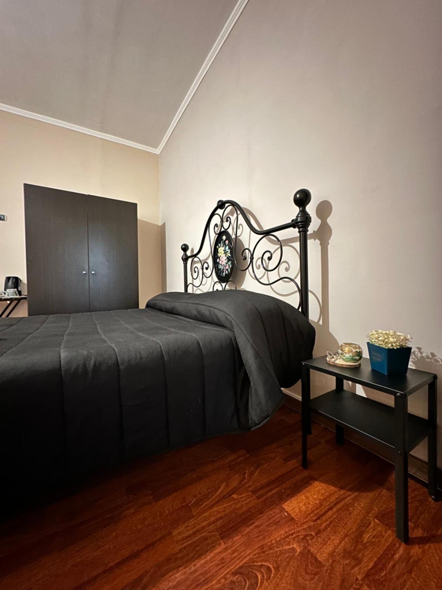 Bed and Breakfast La Via Del Mare Торре-дель-Греко Экстерьер фото