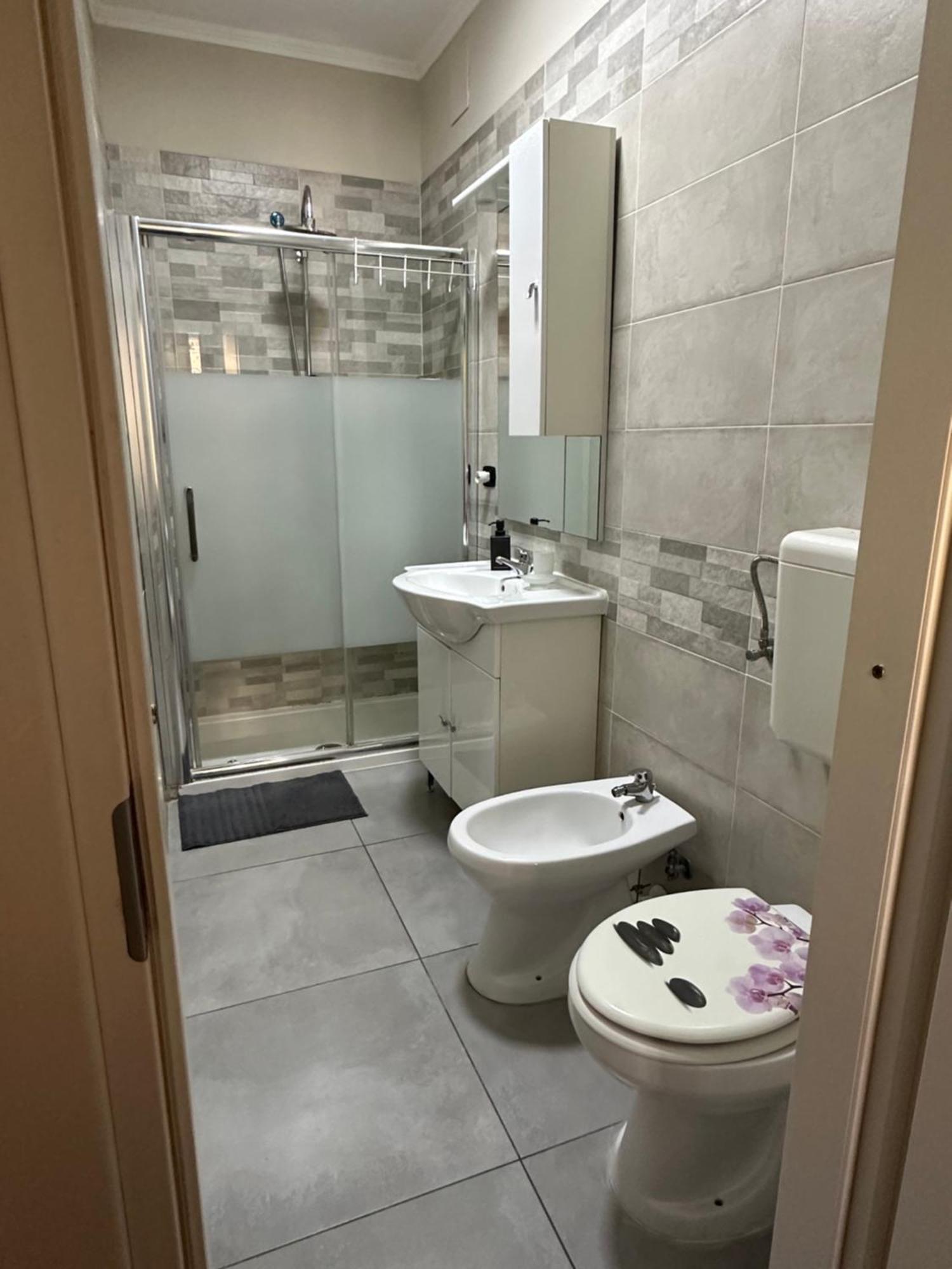 Bed and Breakfast La Via Del Mare Торре-дель-Греко Экстерьер фото